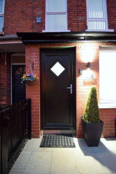 Vila Belfast Luxury Lets - Windsor Townhouse Exteriér fotografie